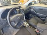 Toyota Avensis 2005 Musta