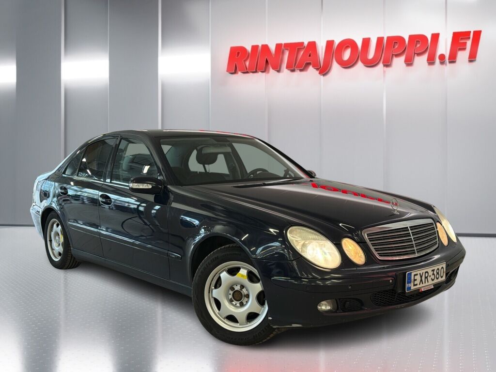 Mercedes-Benz E 2005 Sininen