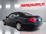 Mercedes-Benz E 2005 Sininen