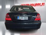 Mercedes-Benz E 2005 Sininen