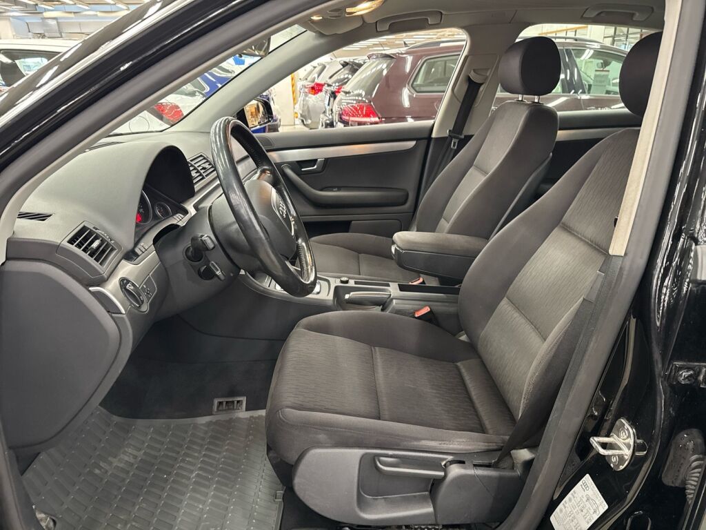 Audi A4 2005 Musta