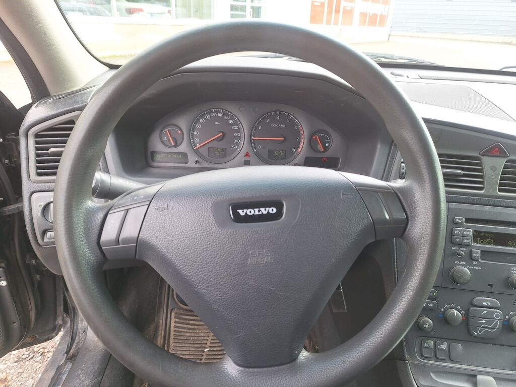 Volvo S60 2001 Musta