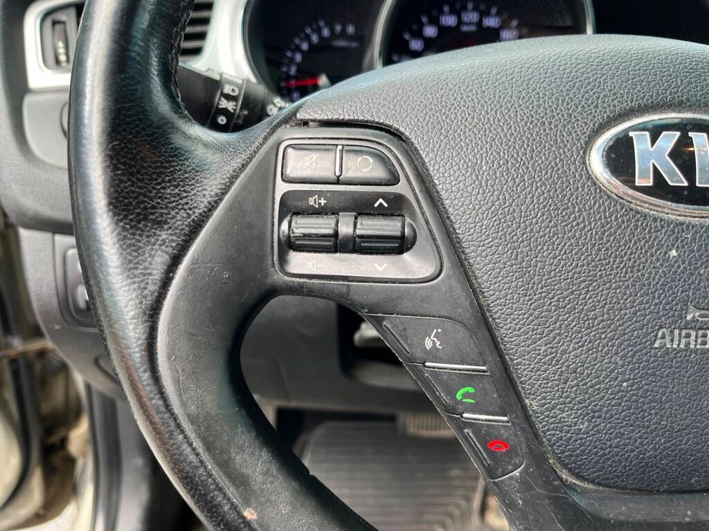 Kia Ceed 2012 Hopea