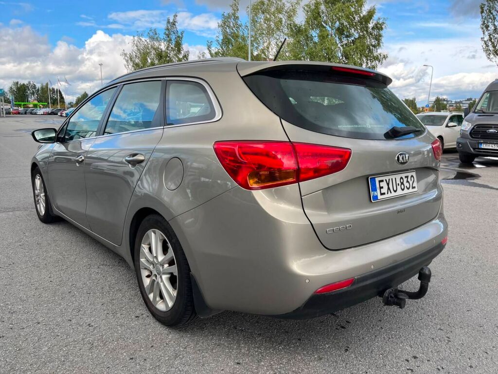 Kia Ceed 2012 Hopea