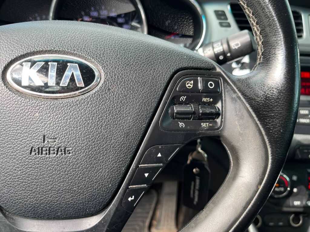 Kia Ceed 2012 Hopea