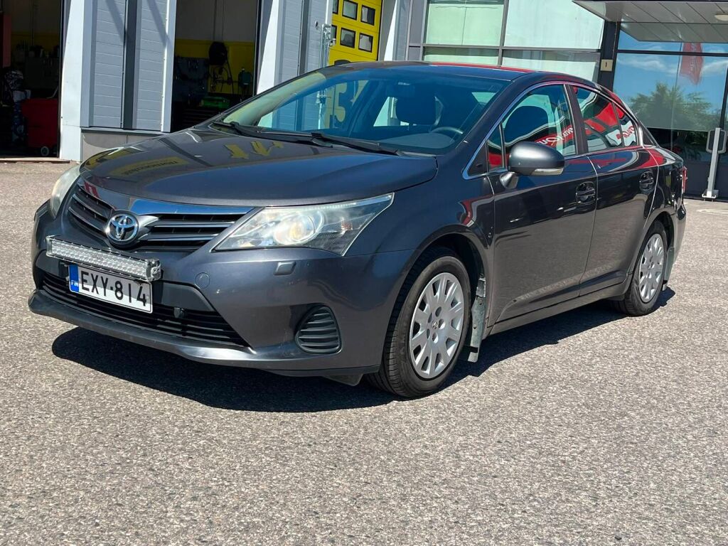 Toyota Avensis 2012 Harmaa