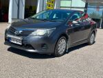 Toyota Avensis 2012 Harmaa