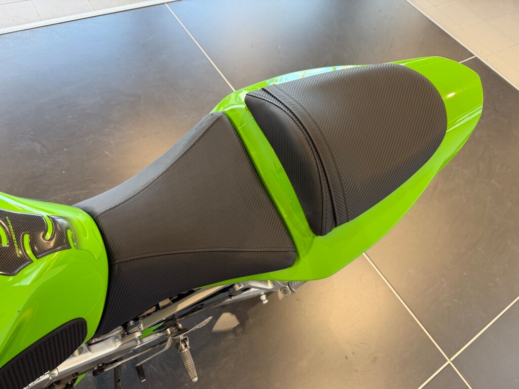 Kawasaki NINJA 2004 LA V 201