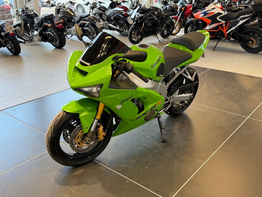 Kawasaki NINJA 2004 LA V 201