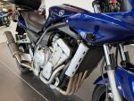 Yamaha FZS 2004 Harmaa