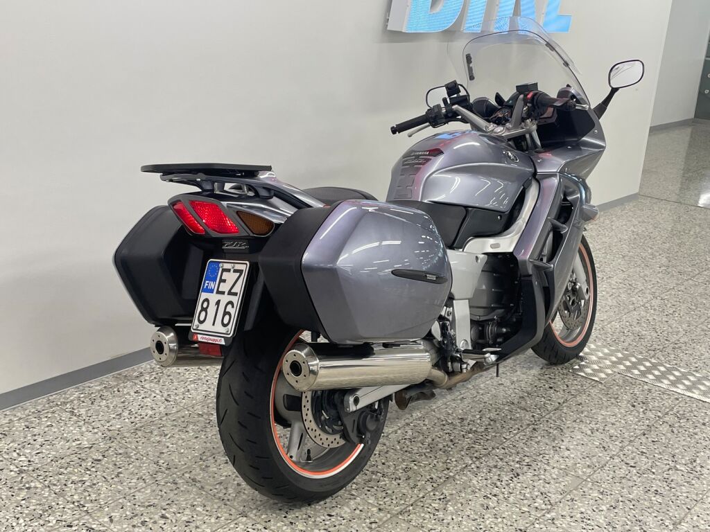 Yamaha FJR 2004 PN V 347