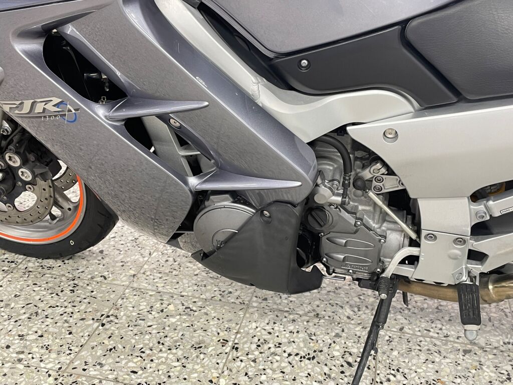 Yamaha FJR 2004 PN V 347