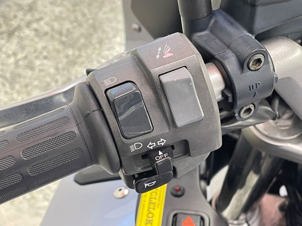 Yamaha FJR 2004 PN V 347