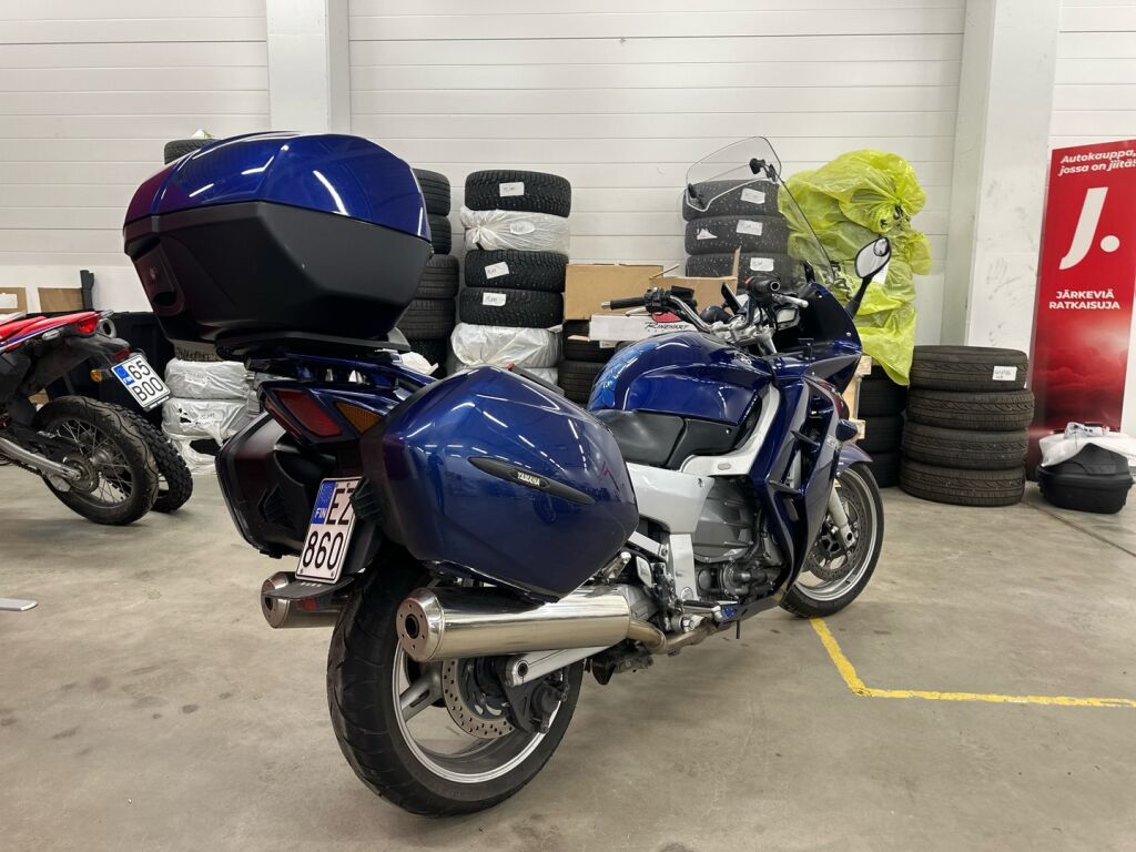 Yamaha FJR 2004 OP V 110