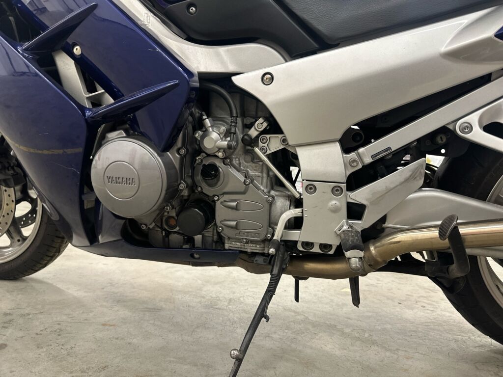 Yamaha FJR 2004 OP V 110