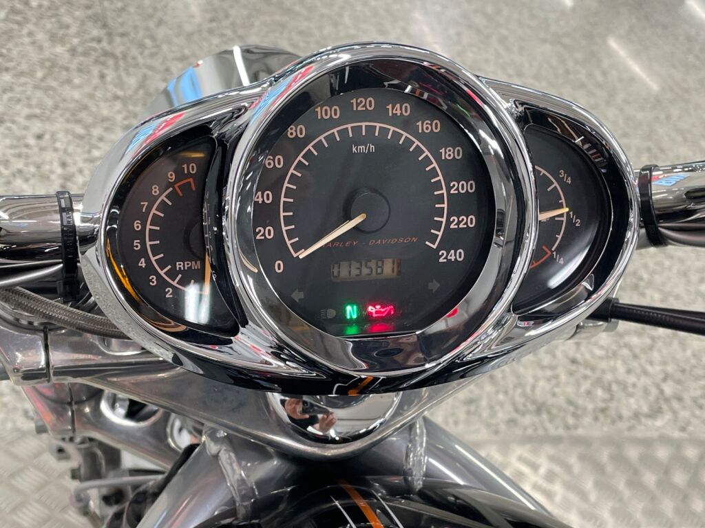 Harley-davidson VRSC 2004 Musta