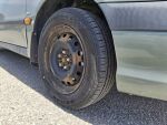 Toyota Avensis 2001 Vihreä