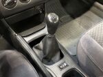 Toyota Avensis 2001 Vihreä