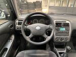 Toyota Avensis 2001 Vihreä