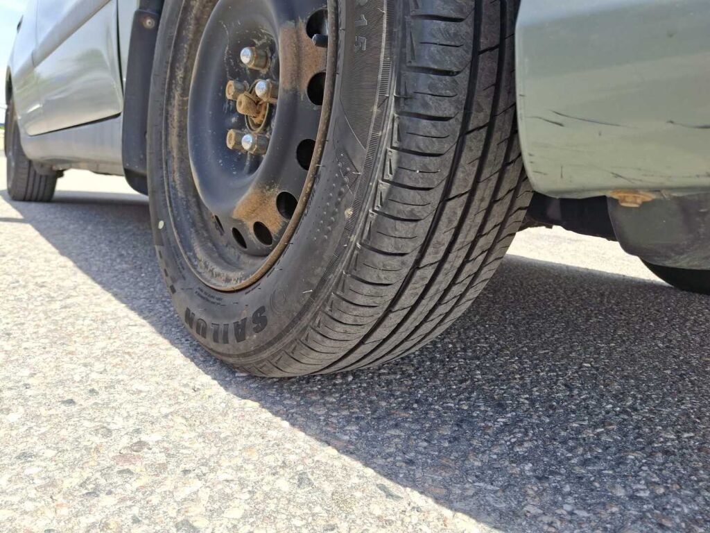 Toyota Avensis 2001 Vihreä