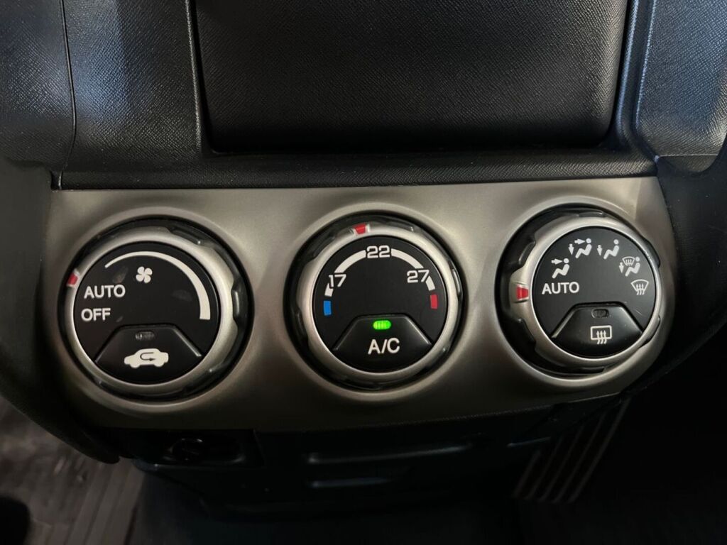 Honda CR-V 2003 Musta