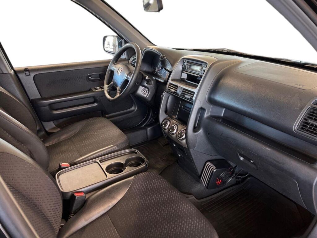 Honda CR-V 2003 Musta