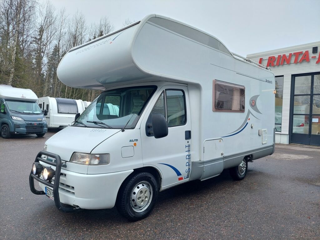 Dethleffs Globetrotter A 5820 2003 Valkoinen