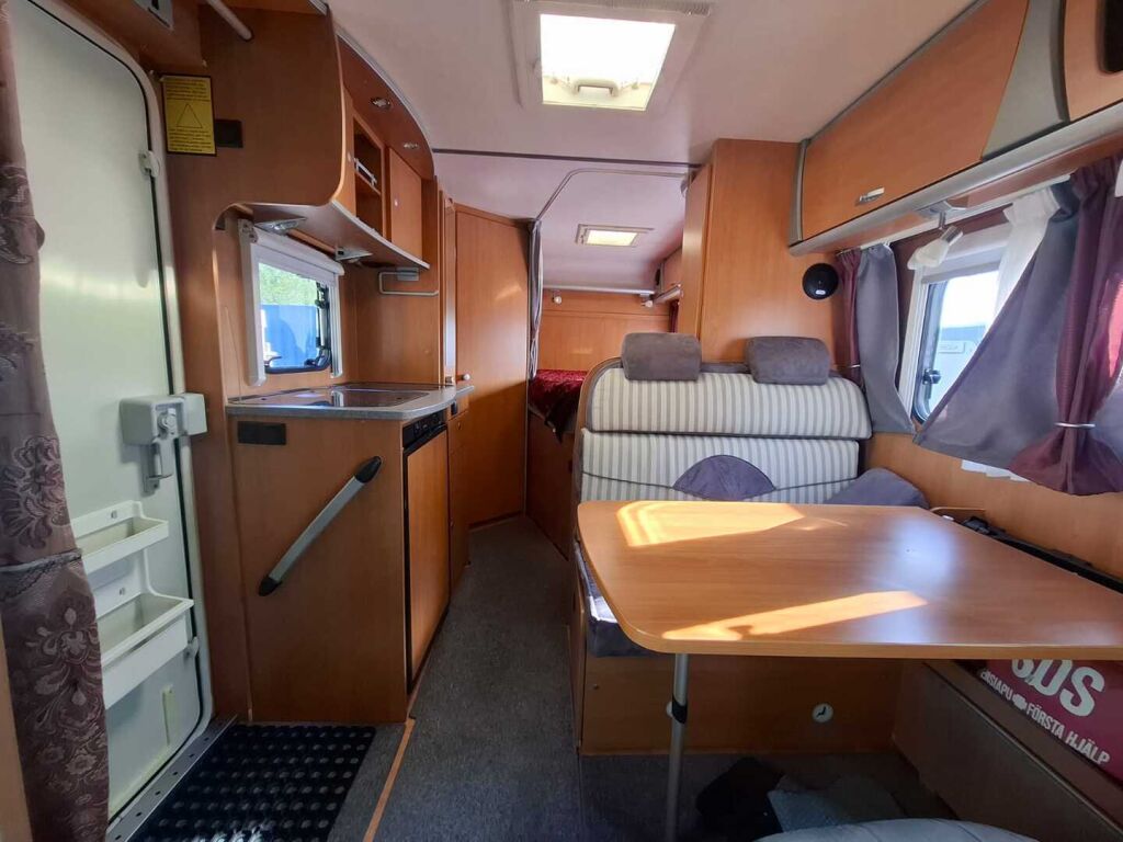 Dethleffs FORTERO T 5945 2007 Valkoinen