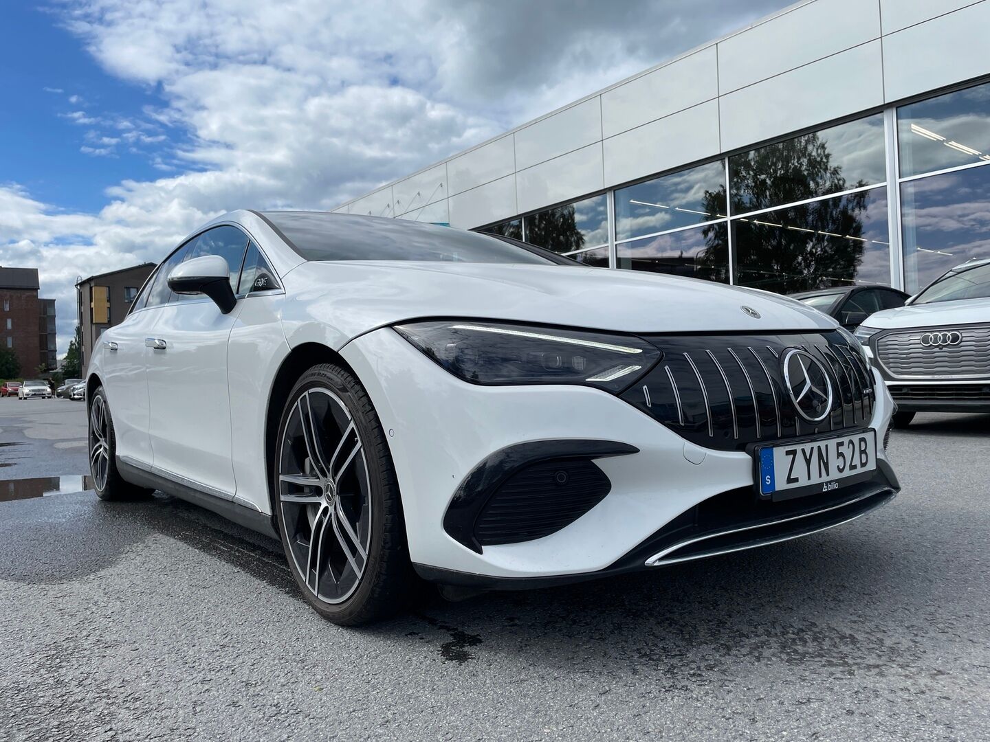 Mercedes-Benz EQE
