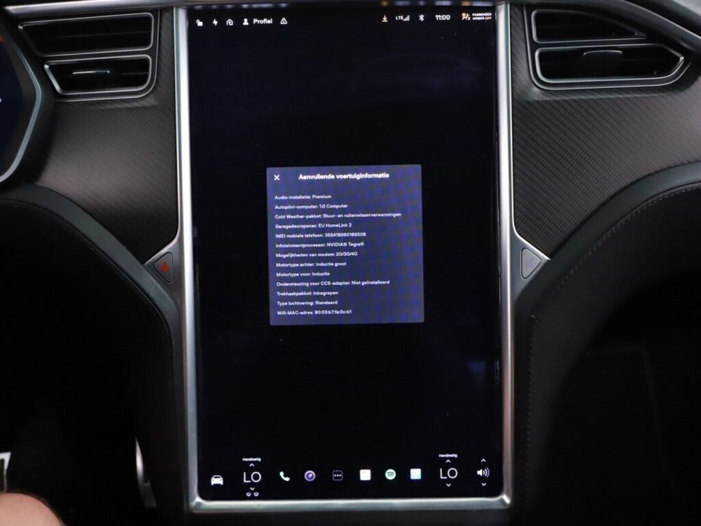 Tesla Model X 2017 Harmaa