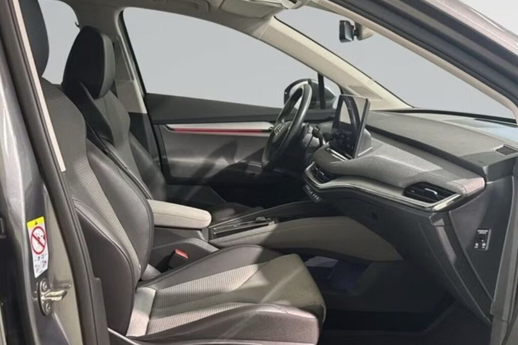 Skoda Enyaq 2023 Harmaa