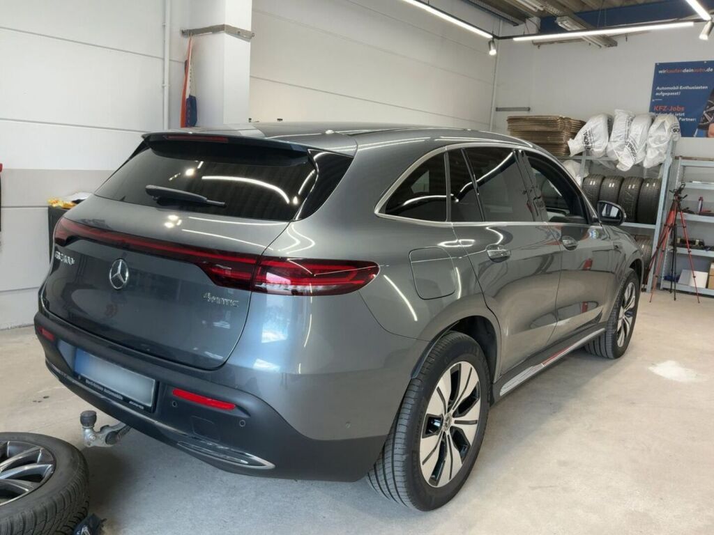 Mercedes-Benz EQC 2021 