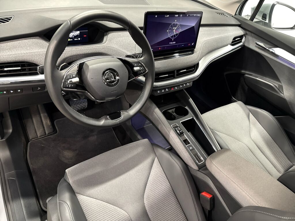 Skoda Enyaq 2024 Brilliant Silver Metallic