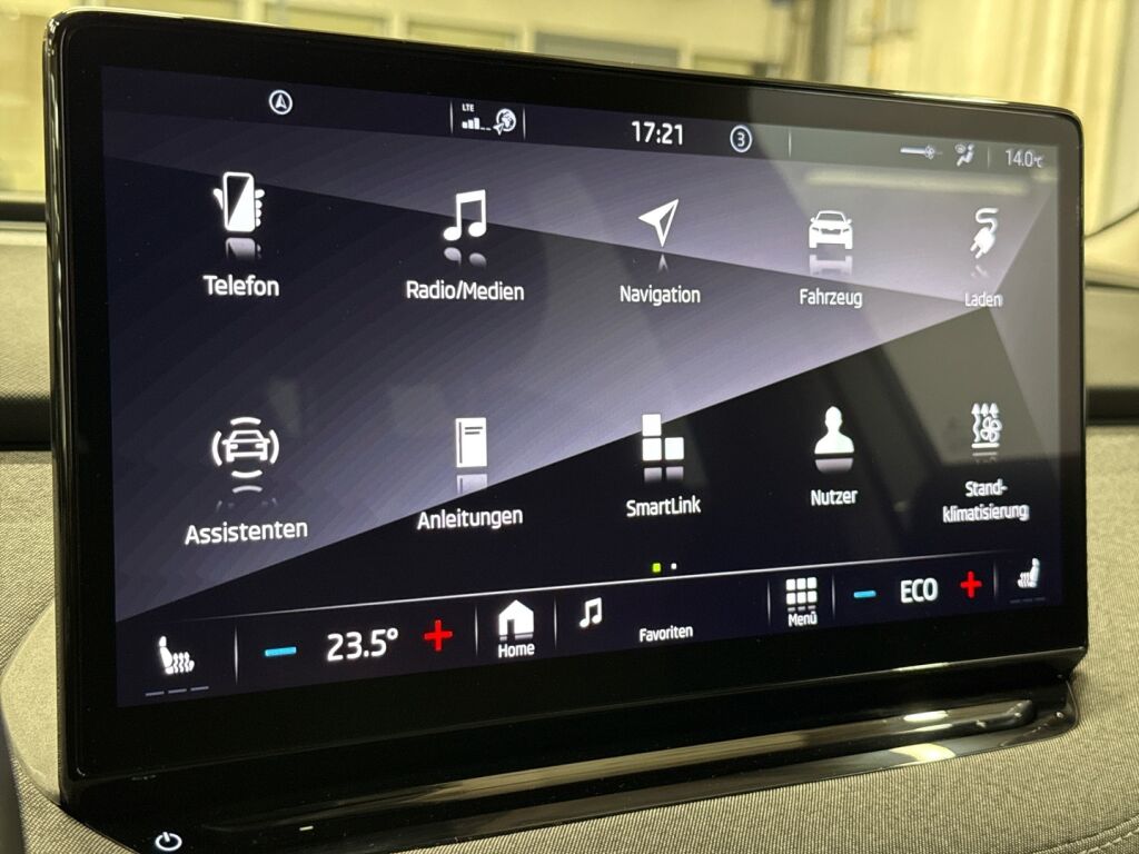 Skoda Enyaq 2024 Brilliant Silver Metallic