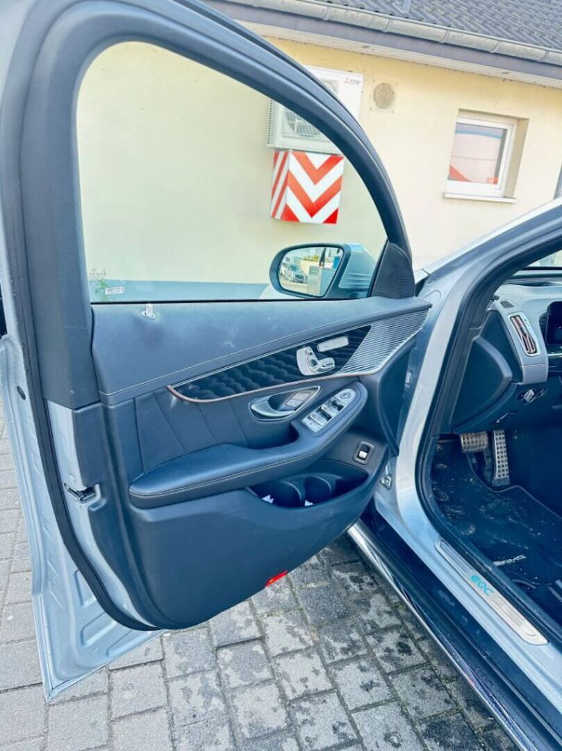 Mercedes-Benz EQC 2022 