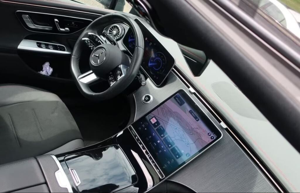 Mercedes-Benz EQE 2023 