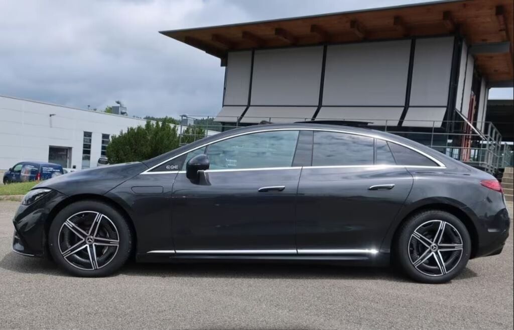 Mercedes-Benz EQE 2023 