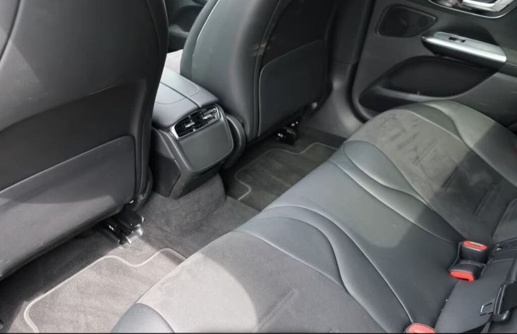 Mercedes-Benz EQE 2023 