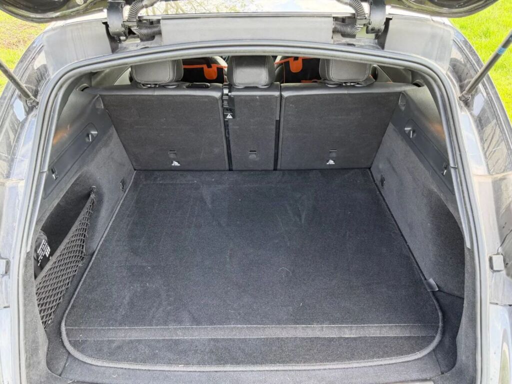 Mercedes-Benz EQC 2022 