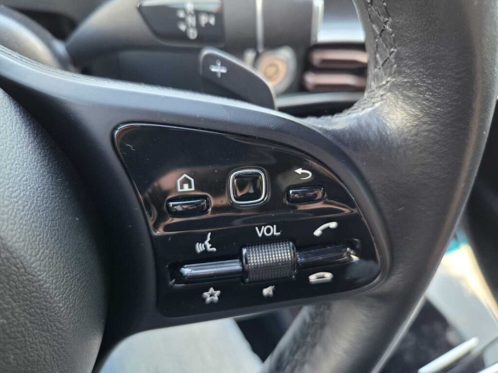 Mercedes-Benz EQC 2022 Valkoinen
