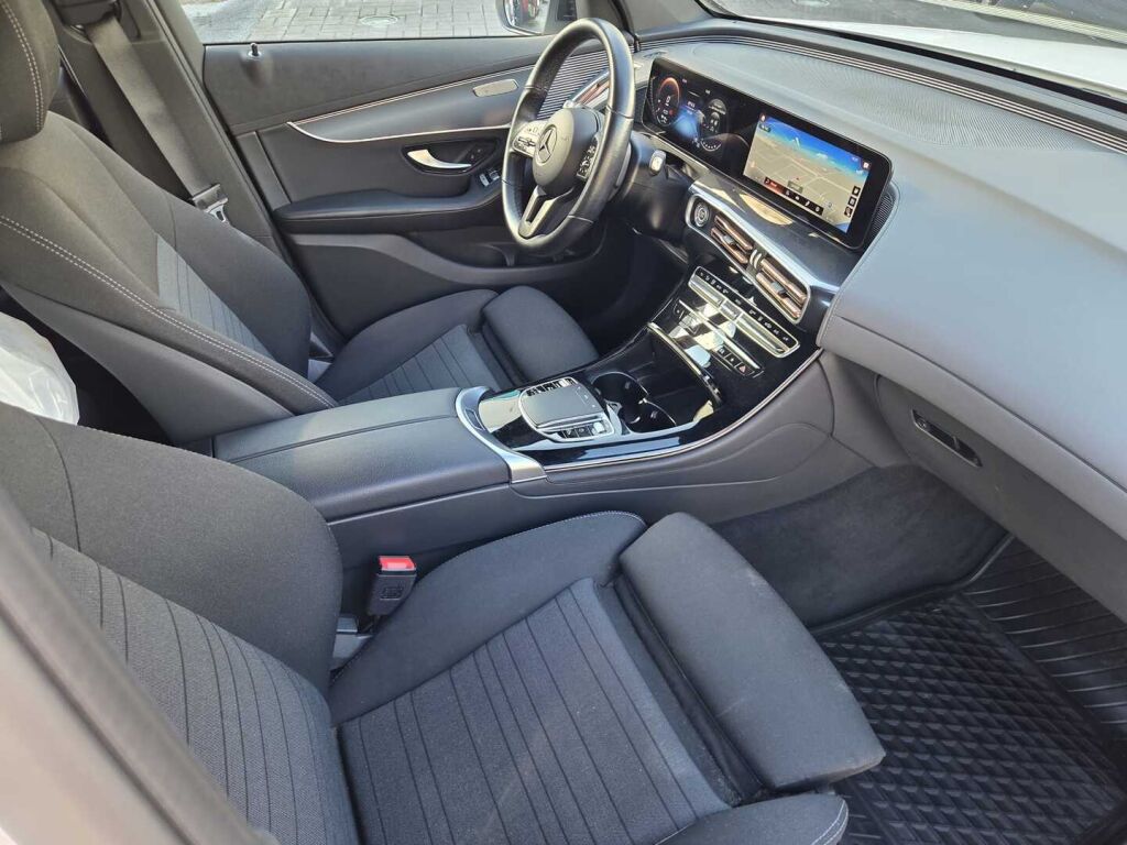 Mercedes-Benz EQC 2022 Valkoinen