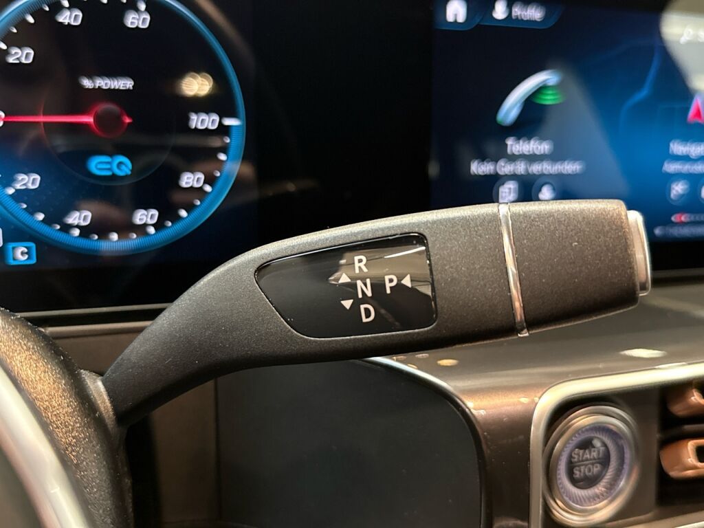 Mercedes-Benz EQC 2022 Polarvalkoinen