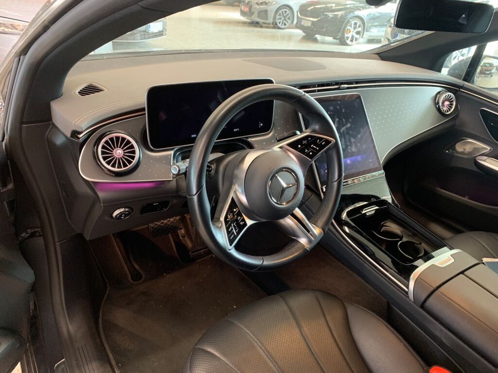 Mercedes-Benz EQE 2024 
