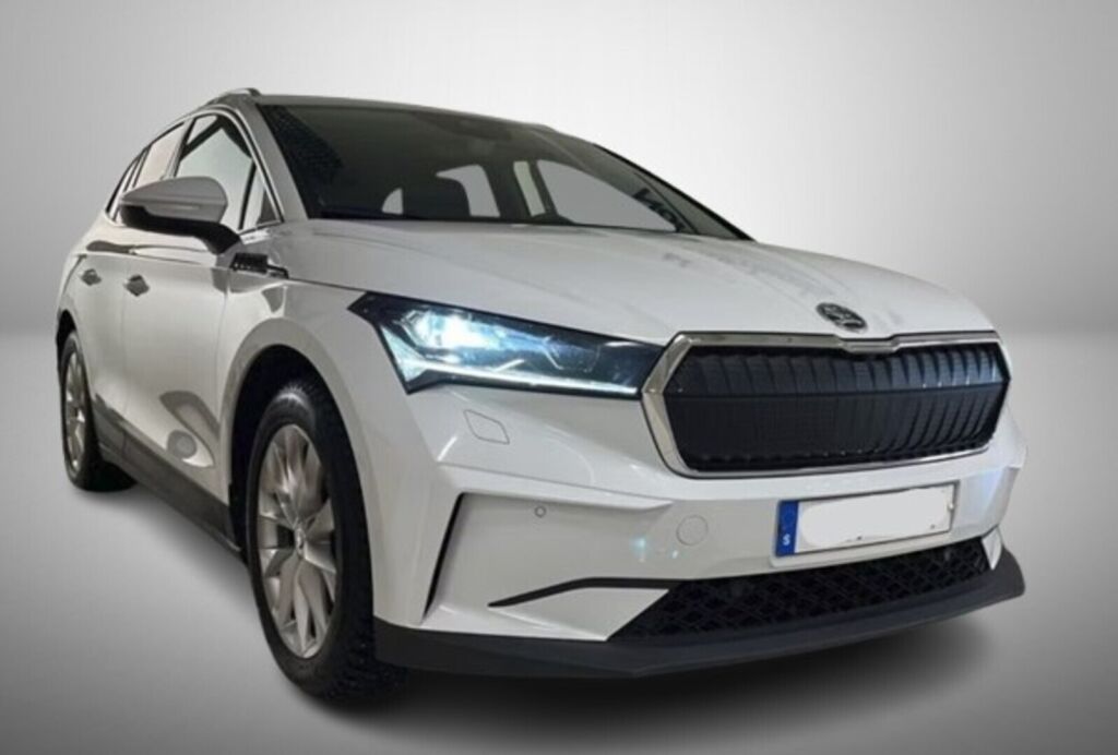 Skoda Enyaq 2022 Valkoinen