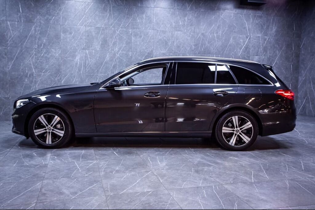 Mercedes-Benz C 2023 