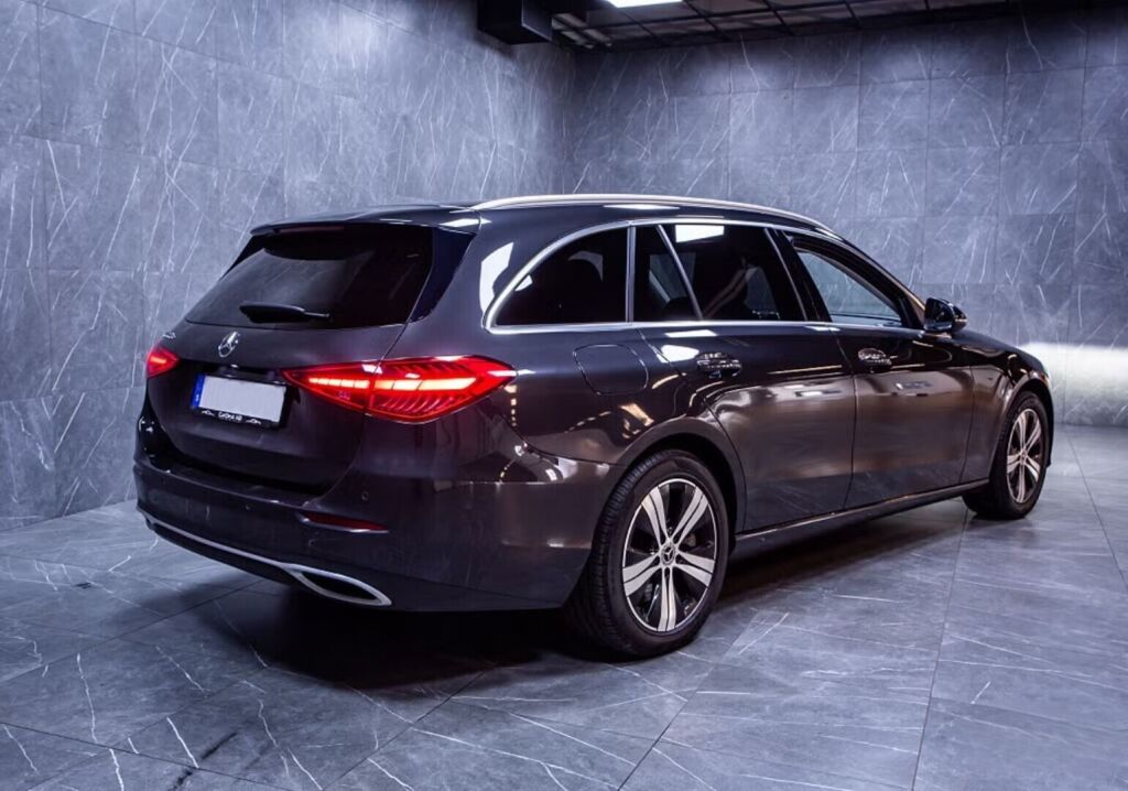 Mercedes-Benz C 2023 