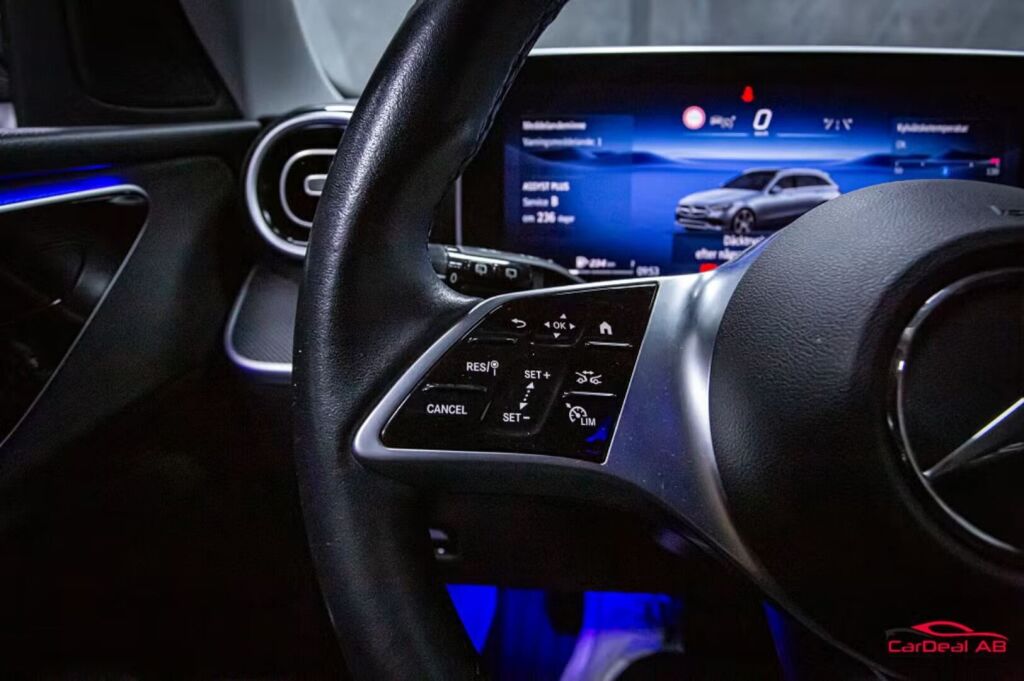 Mercedes-Benz C 2023 