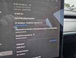 Tesla Model 3 2019 Punainen