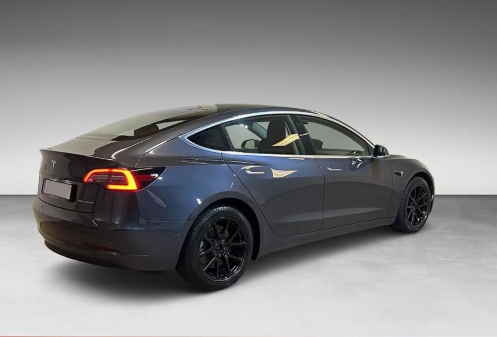 Tesla Model 3 2019 