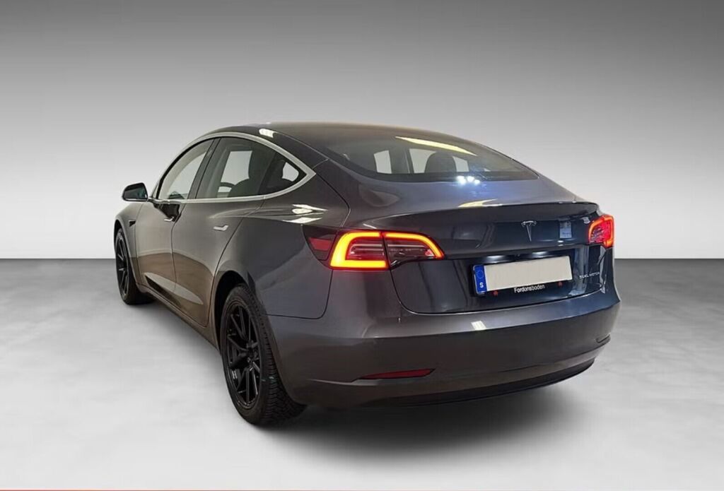 Tesla Model 3 2019 